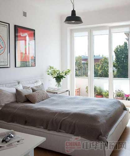 完善售后服务体系是木门企业赢得市场关键