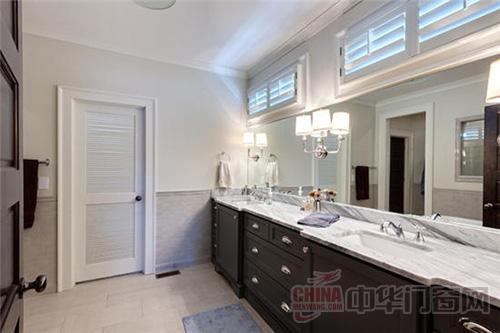 古朴清新混搭风 欧式别墅室内门装修设计